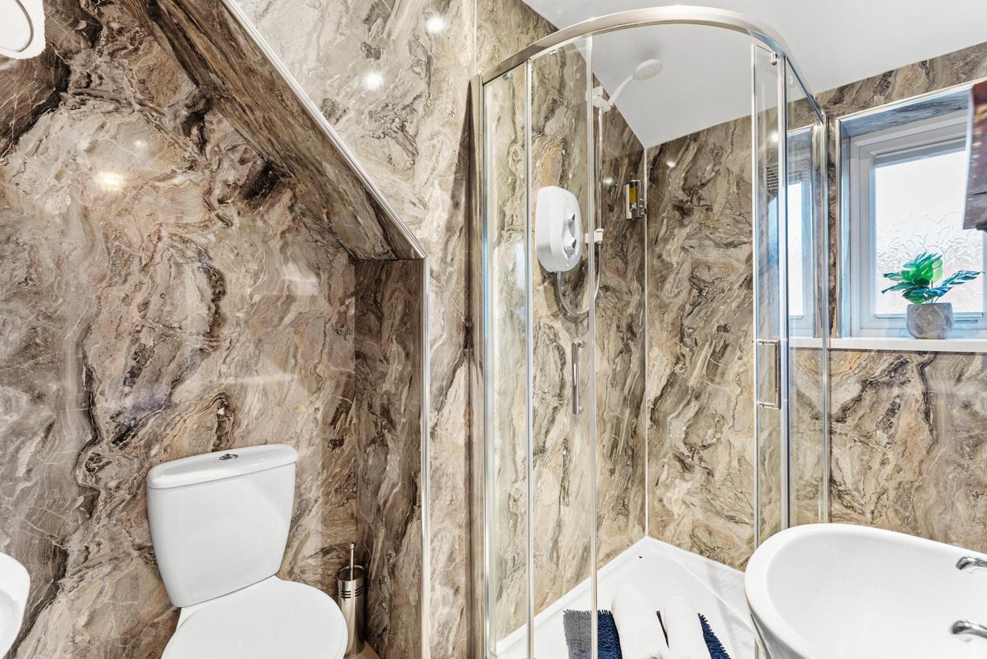 Georgian Gem Of Robin Hoods Bay - Hot-tub - Pets Holiday home
